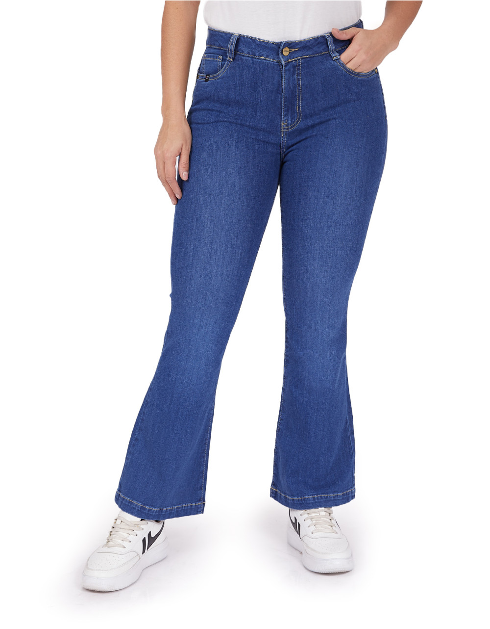 Jean mujer flare azul focalizado tiro alto