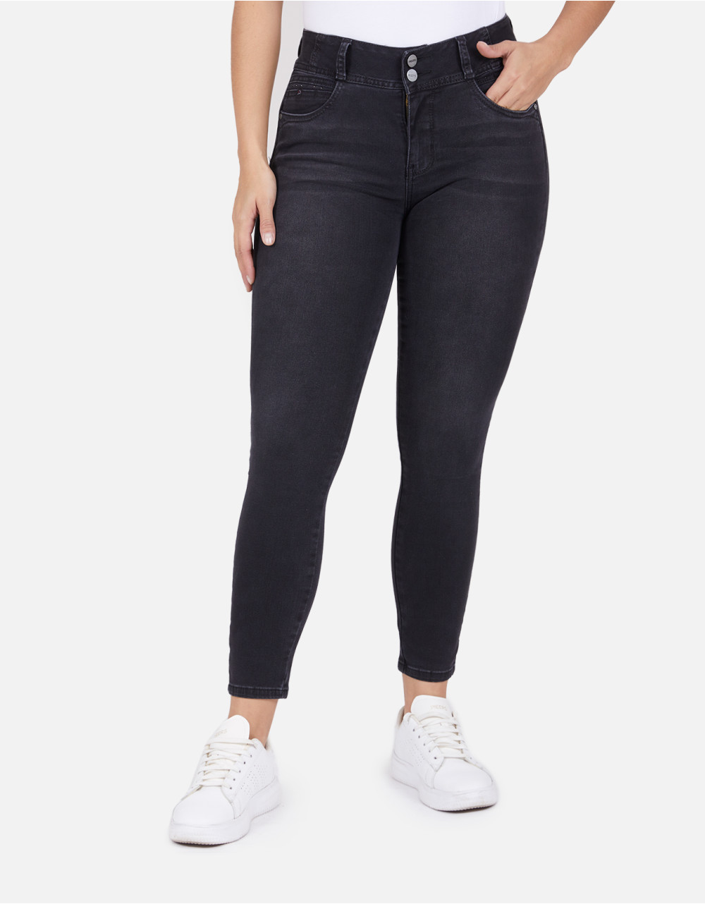 Jean skinny negro tiro alto