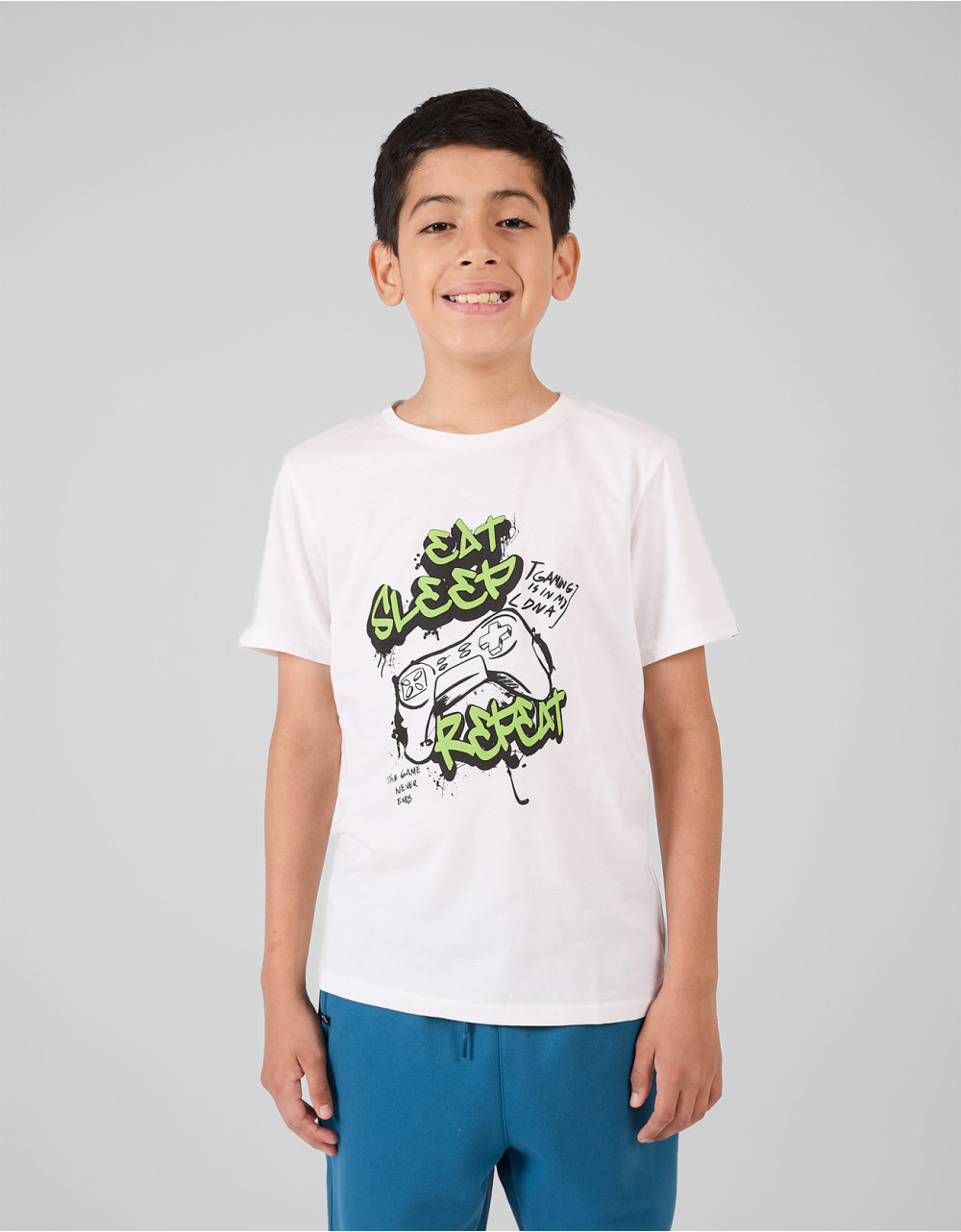 Polo regular fit cuello redondo hueso