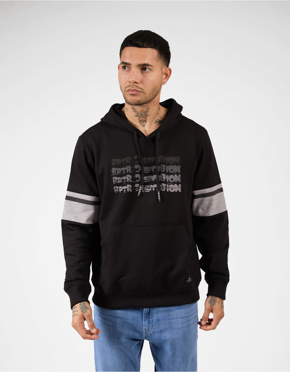 Polera regular fit negro