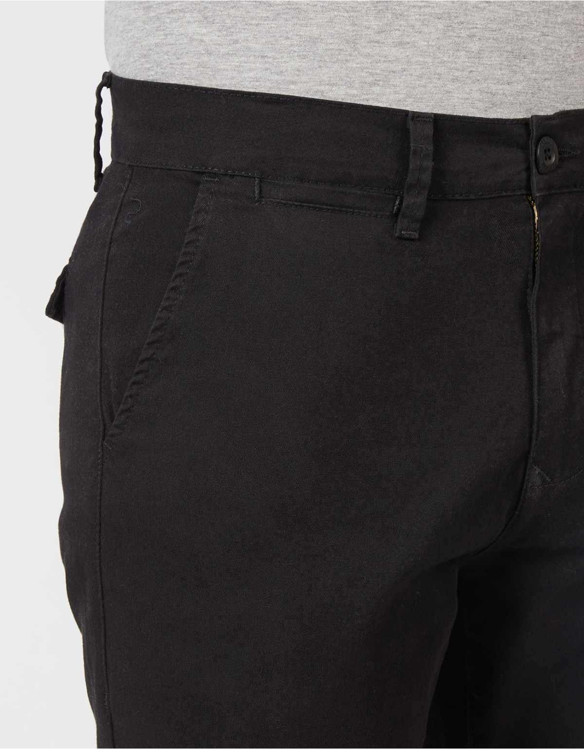Pantalón regular fit negro