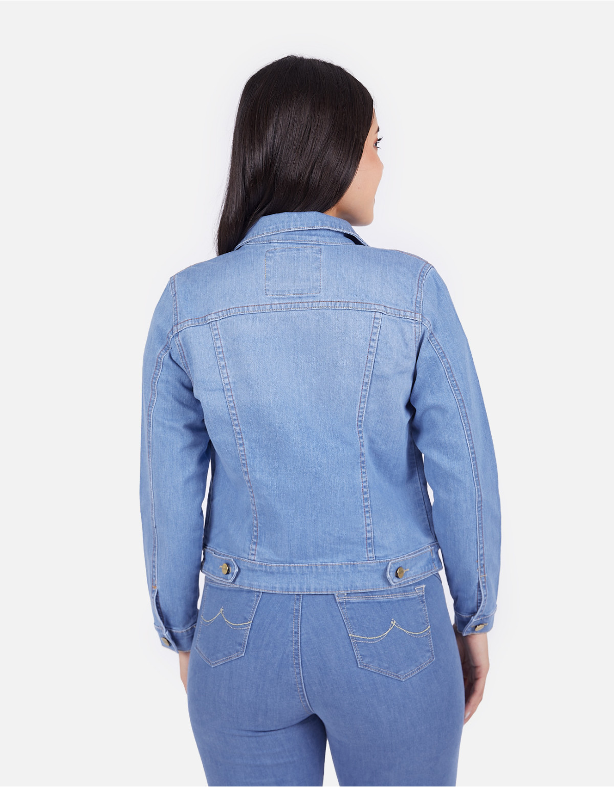 Casaca regular fit celeste