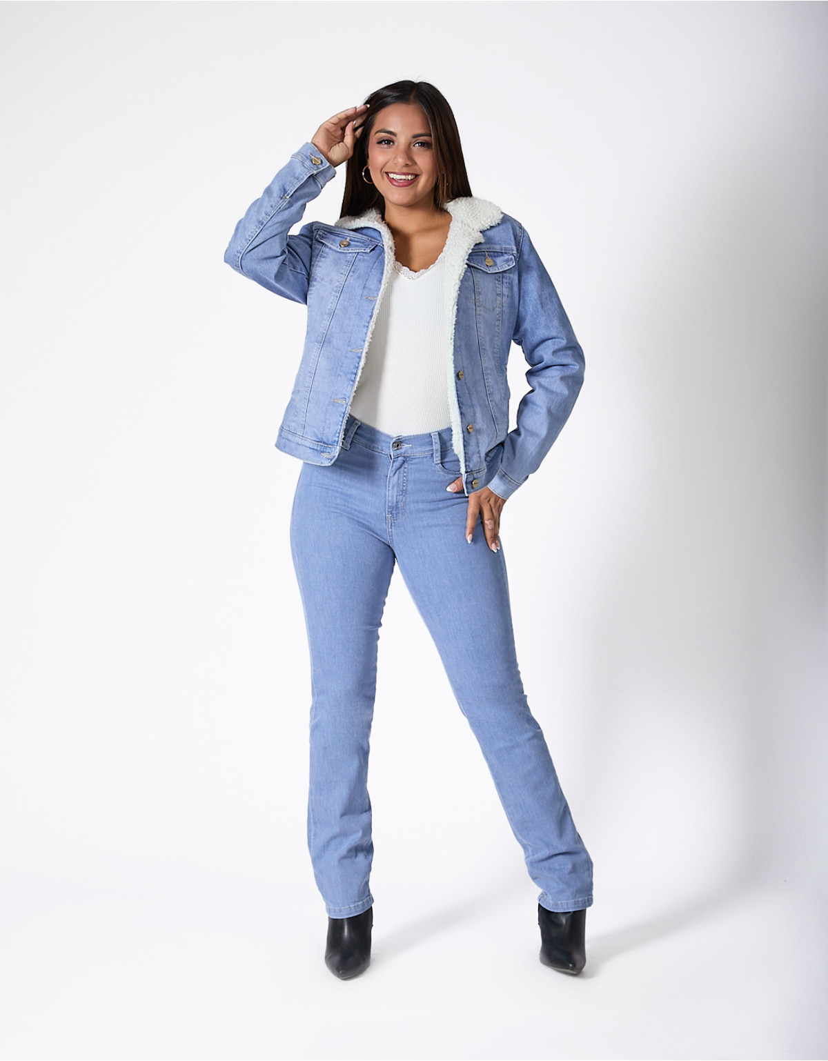 Casaca Tyana Regular Fit Sky